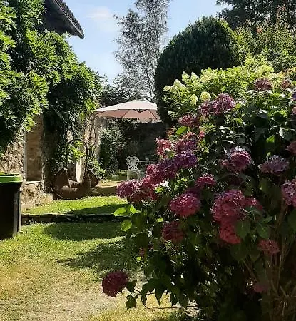 La Finesse Couette-café Moutiers-Sous-Chantemerle
